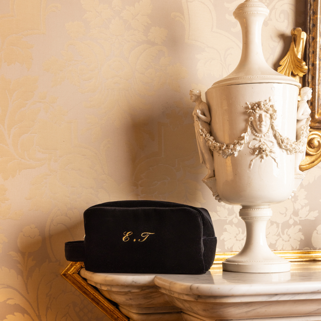 Farnese Toiletry Bag (Black)