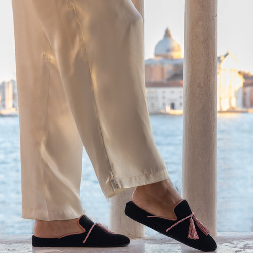 Women's Madama Slippers (Black & Pink )