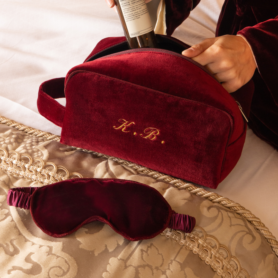 Farnese Toiletry Bag (Red)