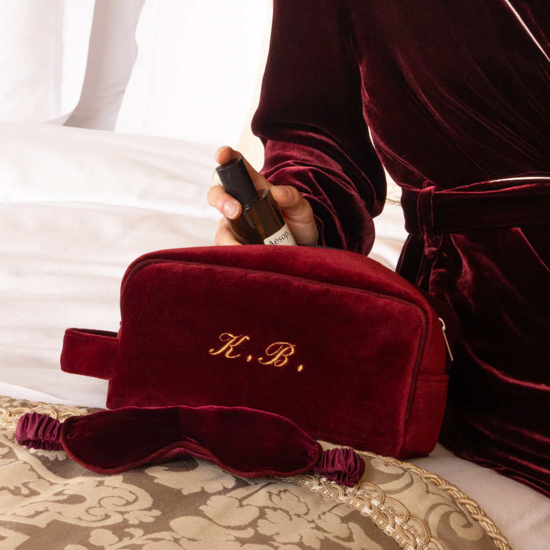 Farnese Toiletry Bag (Red)